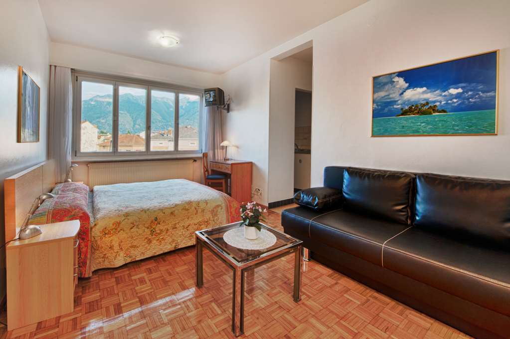 Residenze Dell'Angelo Hotel Locarno Quarto foto