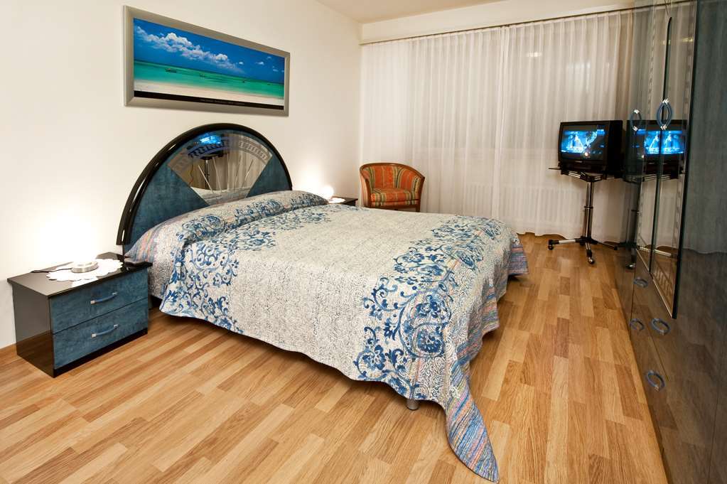Residenze Dell'Angelo Hotel Locarno Quarto foto